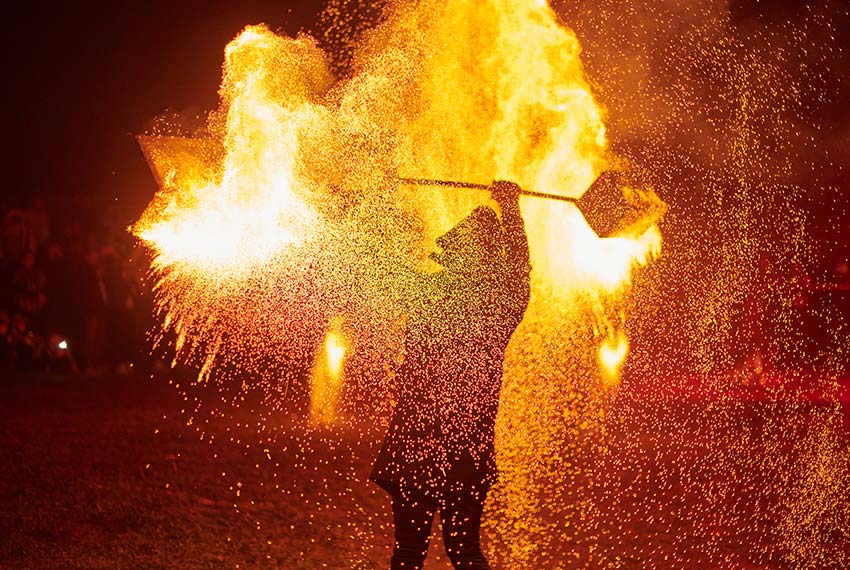 kaltenwestheim-thueringen-veranstaltungen-feuershow